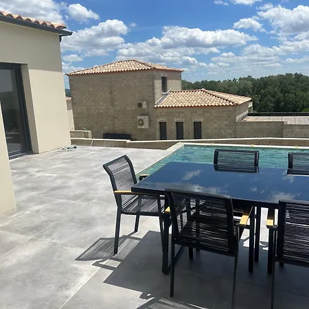 Magnifique Maison De Village Avec Piscine Chauffee Et Jacuzzi *
