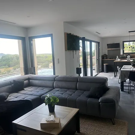 Magnifique Maison De Village Avec Piscine Chauffee Et Jacuzzi 빌라 *